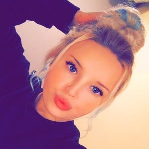 Meet your Posher, Gabrielle